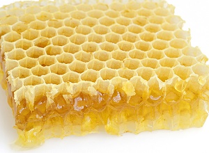 raw honycomb of wax
